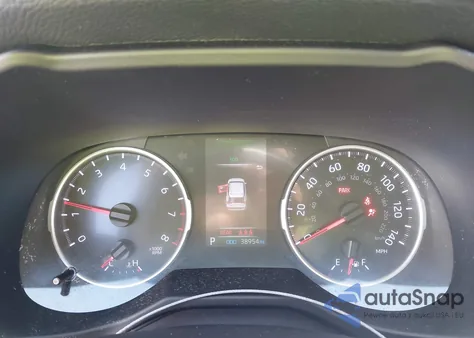 2021 Toyota Rav4 Le z USA, uszkodzony, nr VIN 2T3F1RFV0MC142978